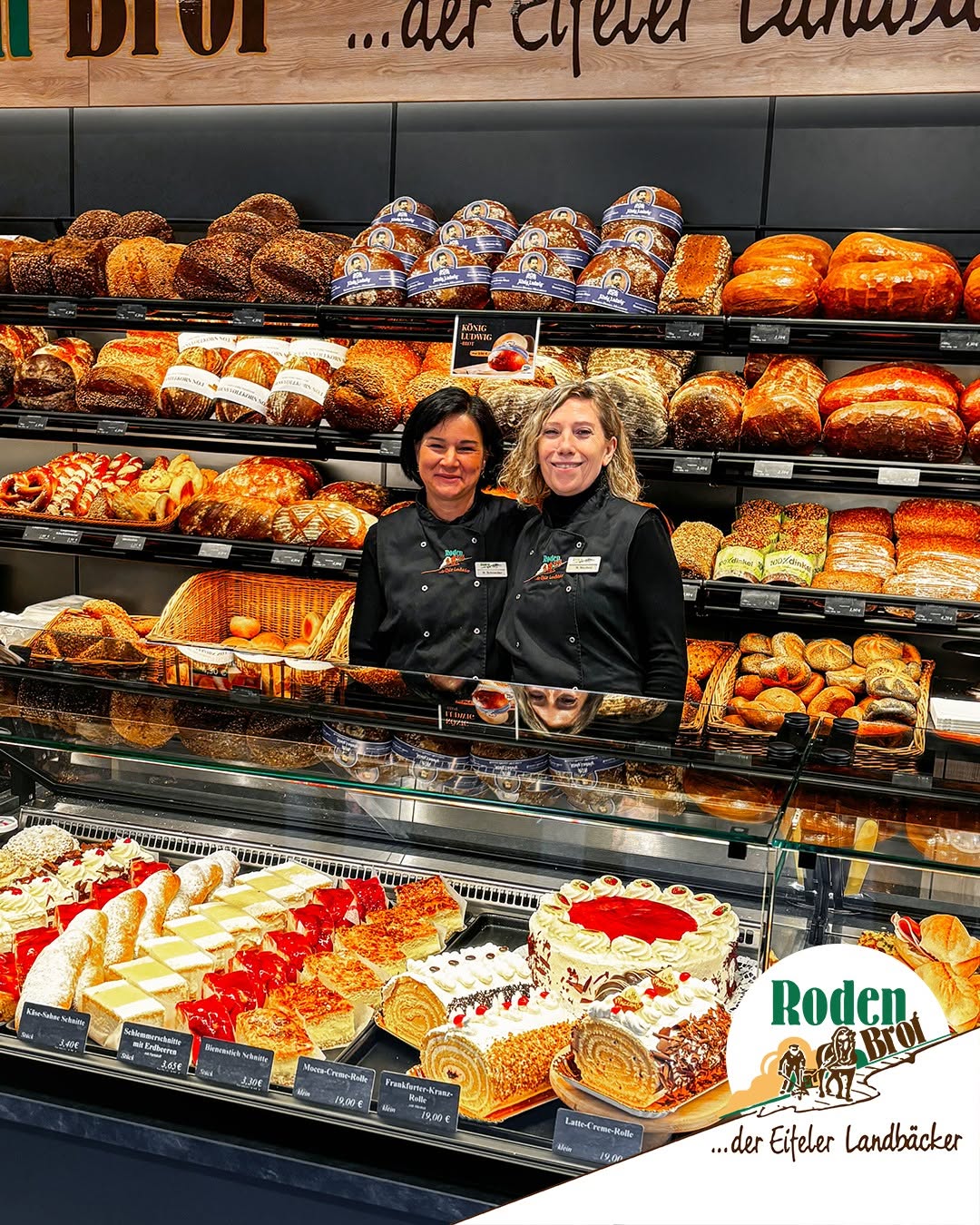 Zwei Mitarbeiterinnen der Landbäckerei Roden hinter der Verkaufstheke